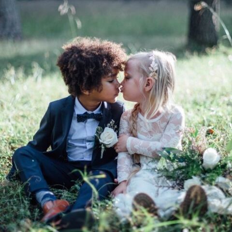 Illustratie bij: ‘Trouwshoot’ met kinderen krijgt bakken kritiek en dit is waarom