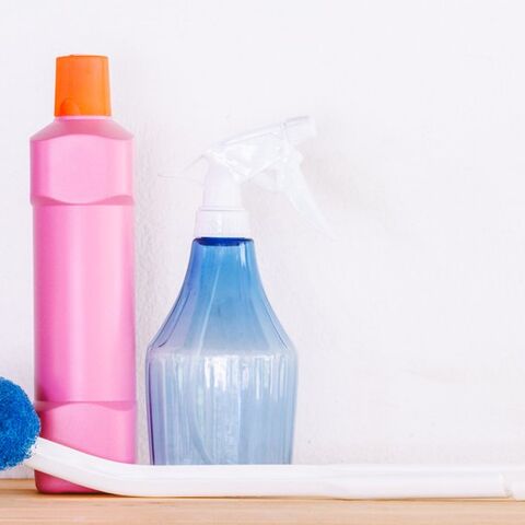 Illustratie bij: Vergiftiging bij kinderen: alles over de symptomen én behandeling