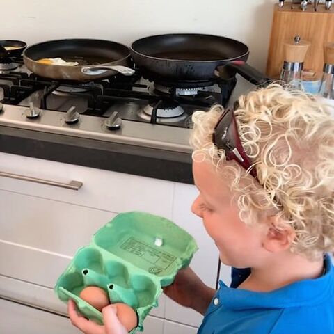 Illustratie bij: Zó leer je je kind koken