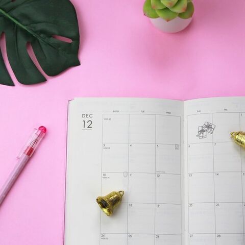 Illustratie bij: Lekker lang vrij rond de feestdagen? Zó tover je 6 vakantiedagen om in 16 vrije dagen