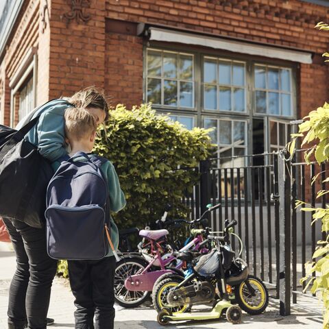 Illustratie bij: ‘De moeders op het schoolplein noemen me de moedermaffia’