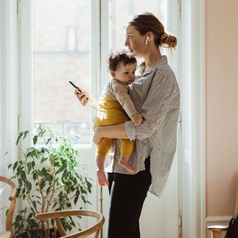 Illustratie bij: Maxime: ‘Had ik serieus déze foto in de ouderapp gegooid? Ja dus!’