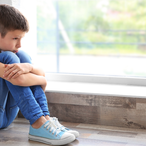 Illustratie bij: Deze 9 opvoedgewoontes zijn schadelijk voor je kind – maar veel ouders gebruiken ze toch
