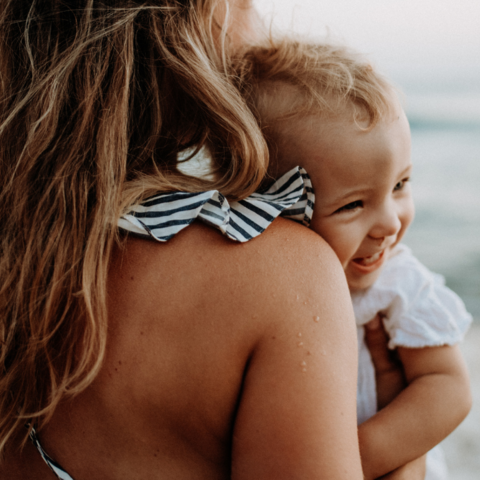 Illustratie bij: Zomerkindje op komst? Deze 30 babynamen zijn perfect voor kindjes geboren in juli
