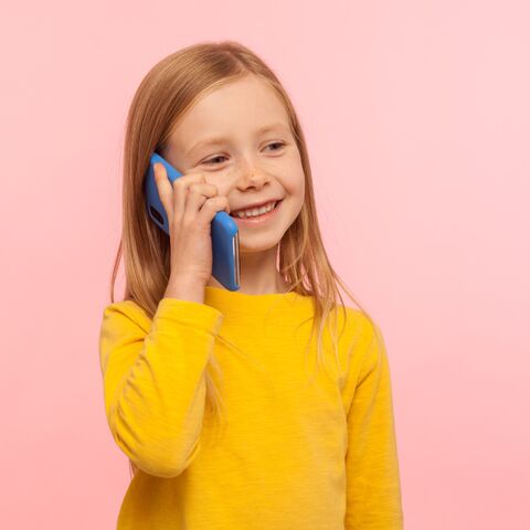 Illustratie bij: Wanneer is je kind klaar voor een eigen telefoon?