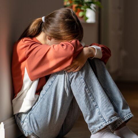 Illustratie bij: Caro: ‘Mijn dochter stormde lijkbleek binnen: de man had haar 30 minuten achtervolgd’
