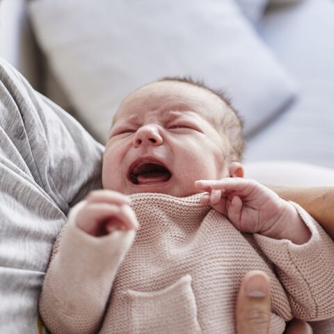 Illustratie bij: Wetenschap bewijst: dit doet een huilende baby met jouw lichaam