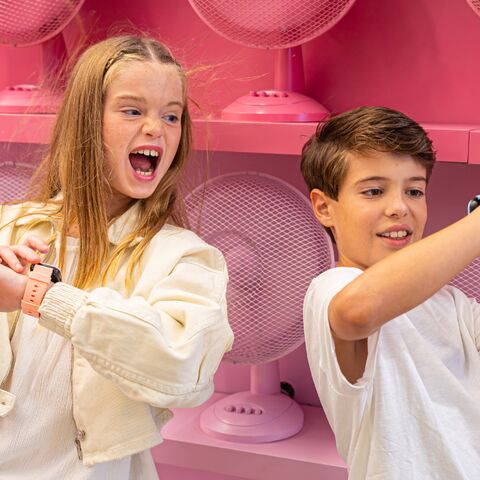 Illustratie bij: Terug naar school betekent loslaten… maar dat hoeft helemaal niet spannend te zijn.