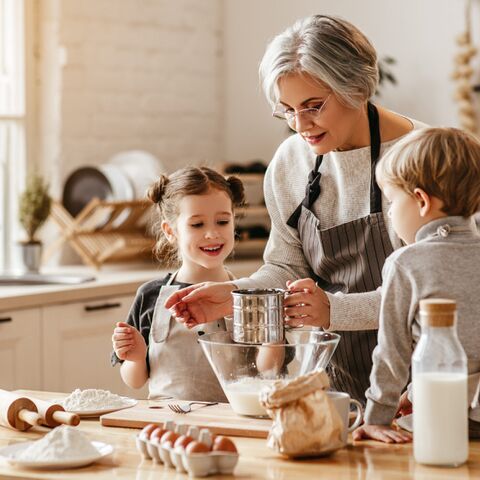 Illustratie bij: 9 strenge opvoedgewoontes van vroeger die juist veerkrachtige kinderen opleverden