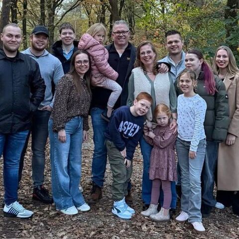 Illustratie bij: Familie Kraan uit Een Huis Vol slaat terug na kritiek op zwangerschapsaankondiging