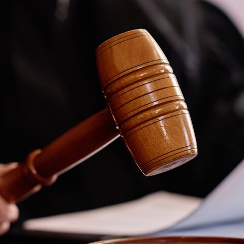 Illustratie bij: Ouders van omgebrachte Lisa uit Abcoude geven statement na eerste zitting: ‘Intens emotionele dag’