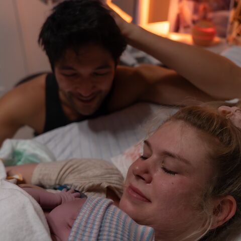 Illustratie bij: Tussen wel en wee: ‘Binnen een half uur stond ik zwaar puffend boven de pannen met pannenkoeken’