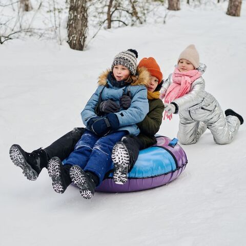 Illustratie bij: Buitenspelen in de winter? Deze speelgoed-tips maken het (letterlijk) cool voor je kids