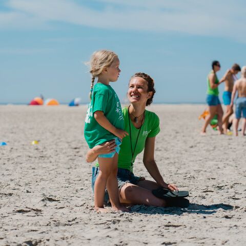 Illustratie bij: Op vakantie zonder partner, maar met kinderen: ‘Je kunt meer dan je denkt’