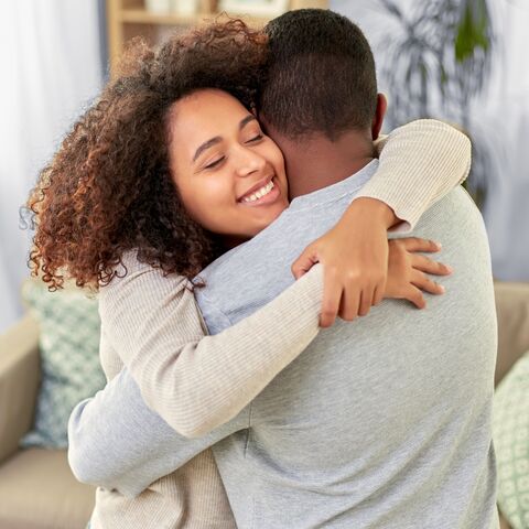 Illustratie bij: Relatie-expert: succesvolle koppels doen deze 3 dingen in de ochtend