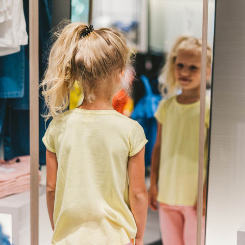dochter weigert kleding