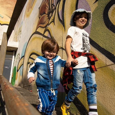 Illustratie bij: Straat kinderen: urban kindermode uit Kek Mama 03/2020
