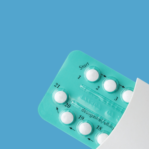 Illustratie bij: Dat ging ff mis: ‘Mijn adem stokte toen mijn dochter (4) een handjevol anticonceptiepillen inslikte’
