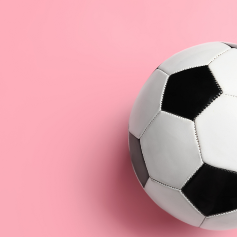 Illustratie bij: Suze: ‘Tijdens zijn eerste voetballes stond ik tussen alle vaders langs de lijn’