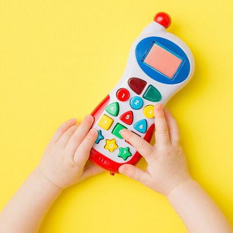 Illustratie bij: Dít zijn de leukste baby- en kindertelefoons