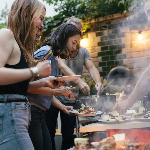 Illustratie bij: Spontane barbecue met vrienden: met deze tips zit je gebakken