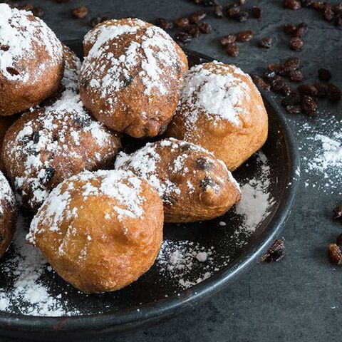 Illustratie bij: Oliebollen bakken? Dit zijn de lekkerste recepten