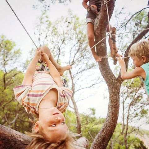 Illustratie bij: Emma: ‘Het contact verwatert, niet door de kinderen, maar door de ouders’