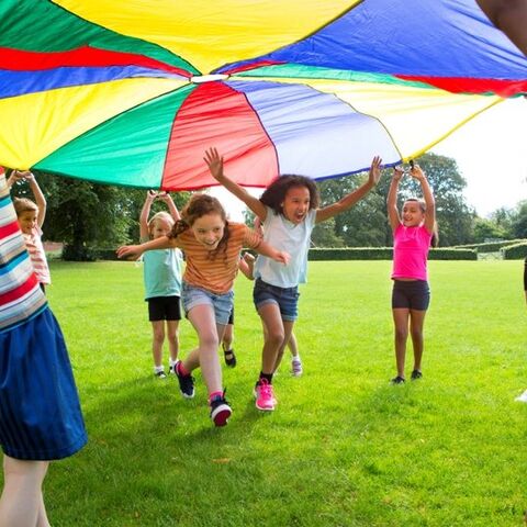 Illustratie bij: Veel lachen en geen huiswerk: het is vandaag Kinderdag