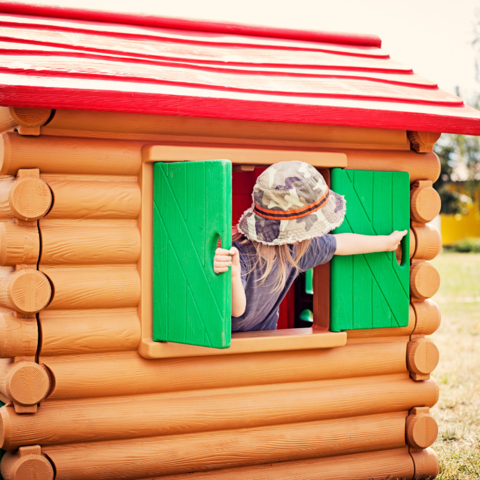 Illustratie bij: Speelhuisje in de tuin: deze leuke exemplaren zorgen voor uren plezier