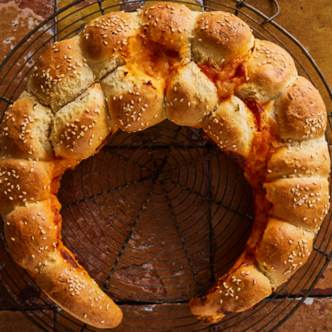 Illustratie bij: Pizza Maanbrood: het breekbrood waar kids dol op zijn