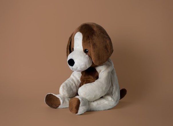 Illustratie bij: Wil je winnen: 8x Lotgenootje verzwaringsknuffel om heerlijk mee te knuffelen!