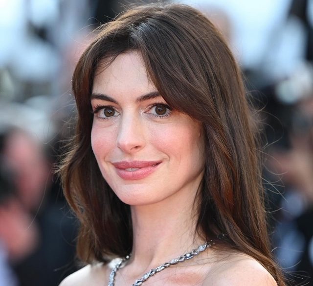 Illustratie bij: Anne Hathaway over miskraam: ‘Waarom houden we het voor ons?’