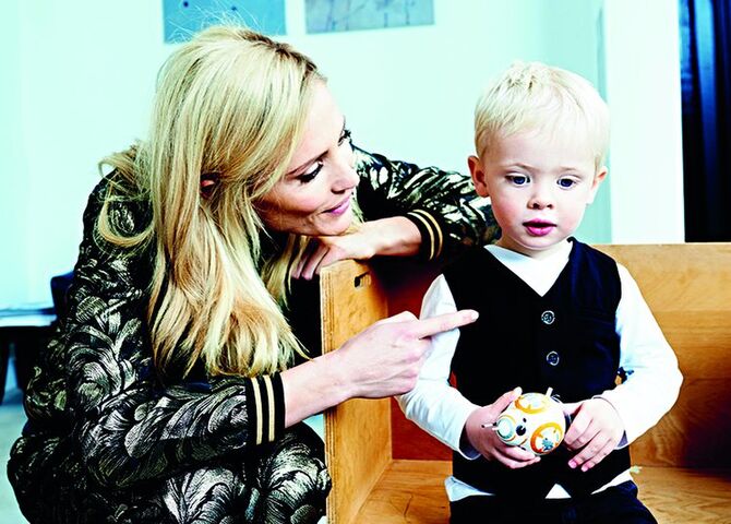 Illustratie bij: Yfke Sturm: ‘Voor hetzelfde geld was Alexander opgegroeid zonder moeder’