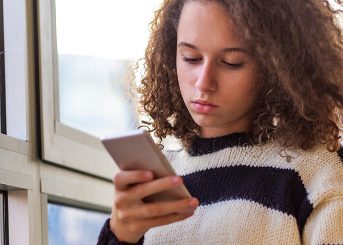 social media foto pesten schermtijd naaktfoto leeftijdscheck snapchat