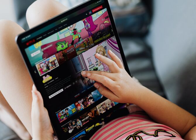 schermtijd, opvoeding, kind, kinderen