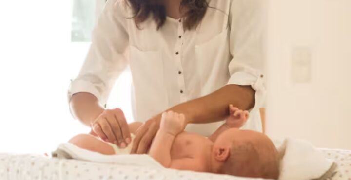 Illustratie bij: Rode billetjes? Zo help je je baby snel van de pijn af