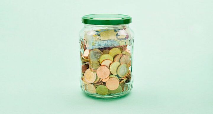 bankrekening opeens op een houtje bijten geld besparen