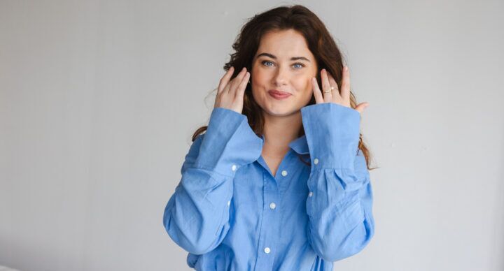 Illustratie bij: Chiara vloog alleen naar Spanje: ‘Geen dreumes op mijn heup, geen zorgen over slaapjes of luiers’