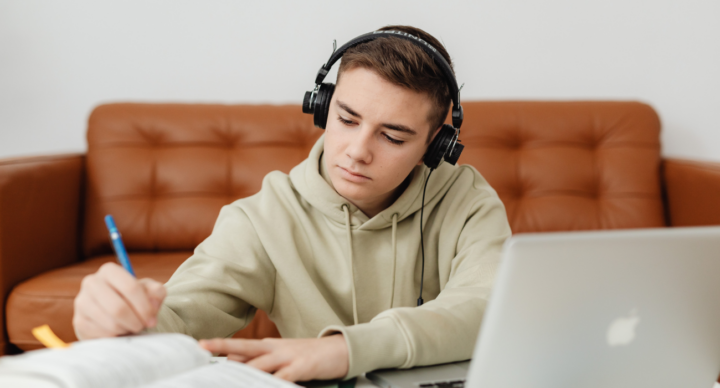 Illustratie bij: Puber in een schooldip? Dit kan het verschil maken, volgens onderzoek