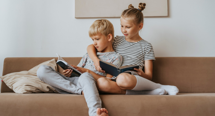 Illustratie bij: Bye bye jaloezie! 7 tips tegen rivaliteit tussen broers en zussen