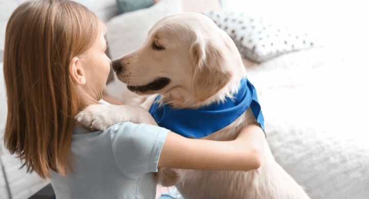 meisje met hond huisdier