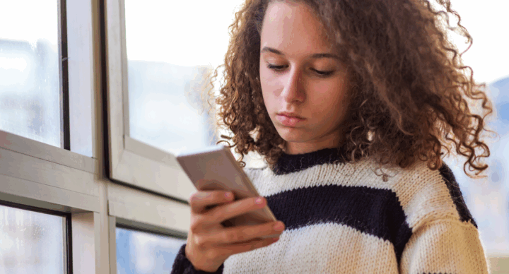 kabinet smartphone