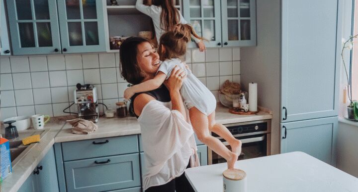 Illustratie bij: Moeders met deze sterrenbeelden zijn áltijd te laat