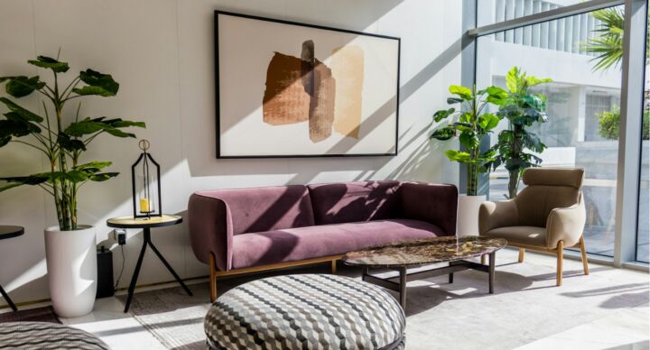 Illustratie bij: Van wasberg tot kookchaos: zo richt je je gezinshuis slim én betaalbaar in