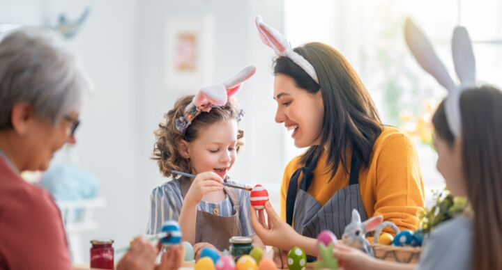 Illustratie bij: Moeders met deze sterrenbeelden maken een feest van de paastafel