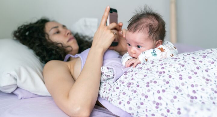 telefoon moeder baby
