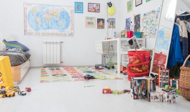 opgeruimde kinderkamer