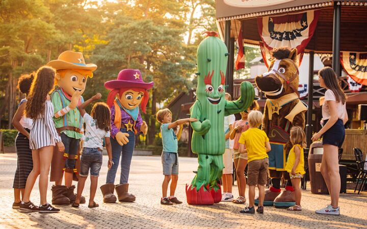 Illustratie bij: Bobbejaanland: Beleef ‘t plezantste land