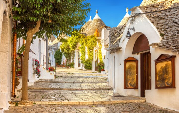 Italie, Puglia Trulli huisjes