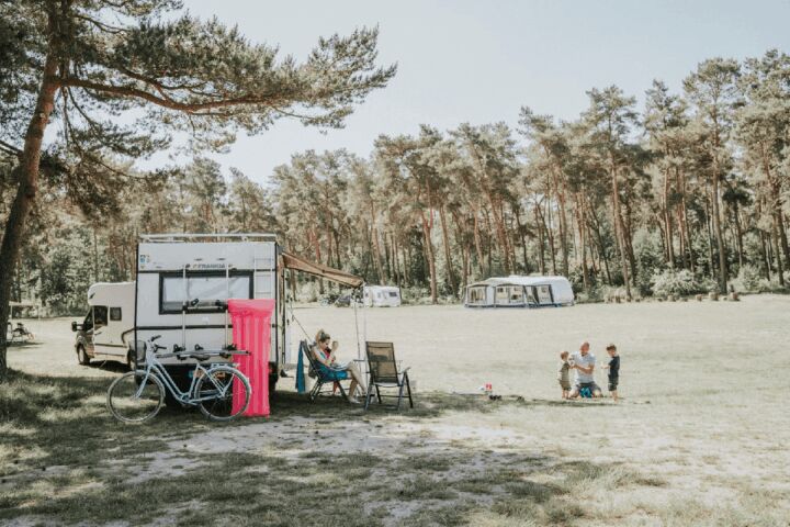 Illustratie bij: Koffer kwijt op vakantie? Geen paniek, met deze tips ben je voorbereid